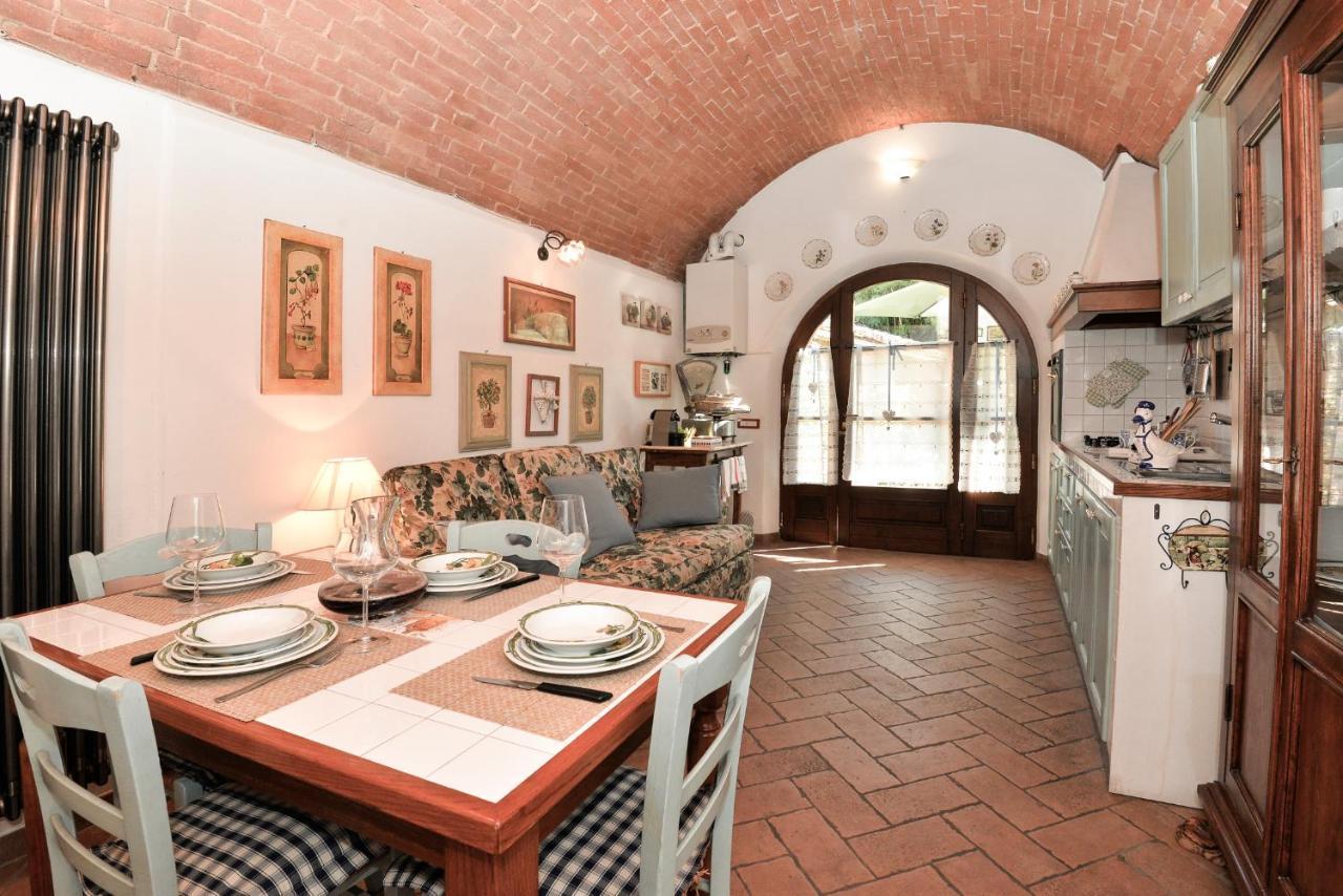 Appartamento Vecchio Mulino Isola d'Arbia Extérieur photo