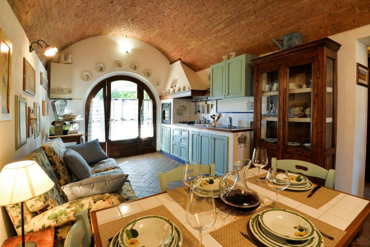 Appartamento Vecchio Mulino Isola d'Arbia Extérieur photo